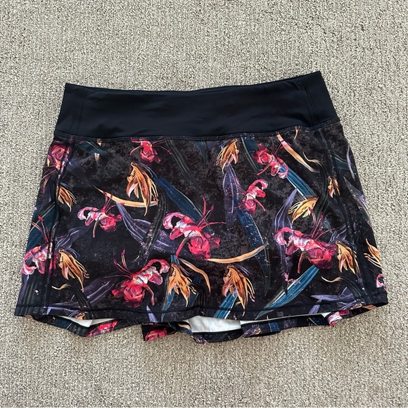 lululemon athletica Pants - Lululemon Pace Rival Mid-Rise Skirt Veiled Floral Black Size 6